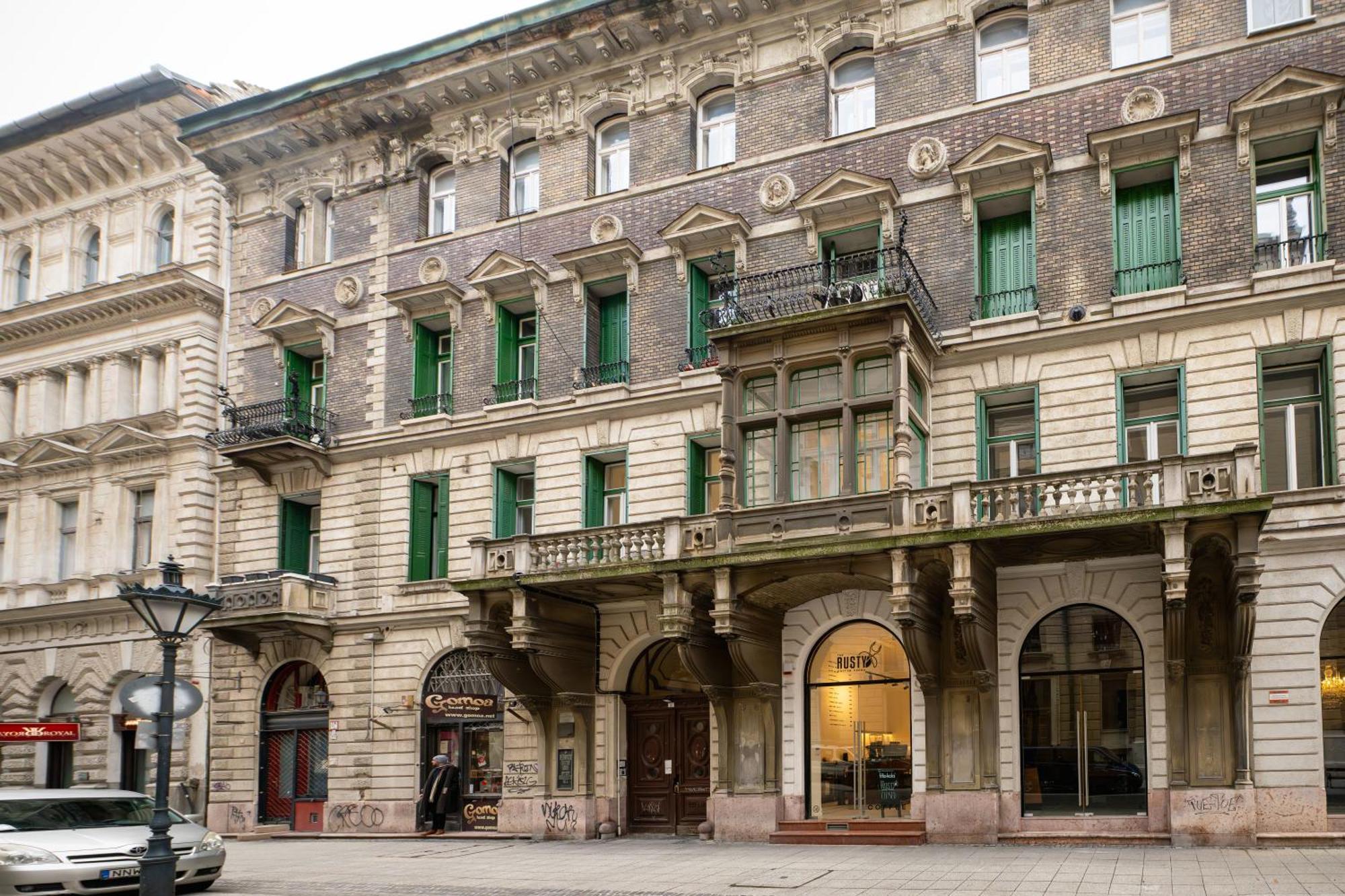 Opera - D10 * Budapesta