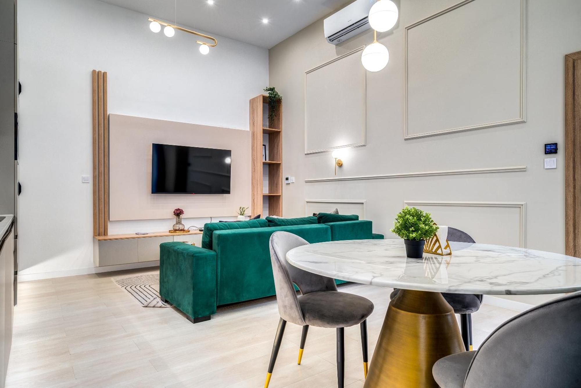 Apartament Opera - D10 *